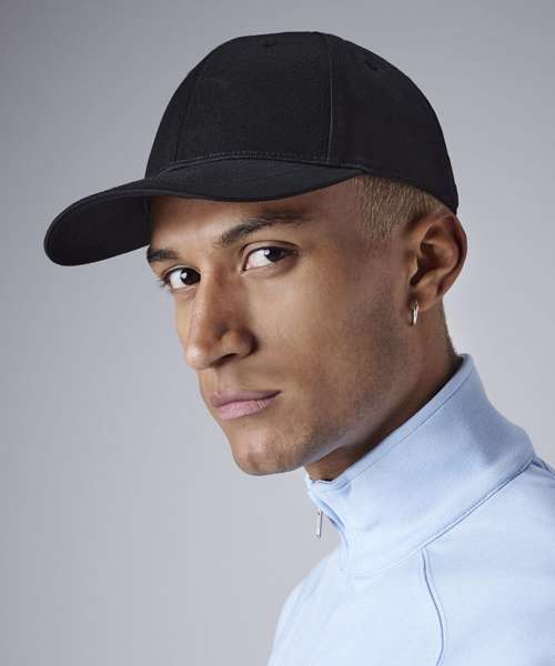 Urbanwear 6-panel snapback