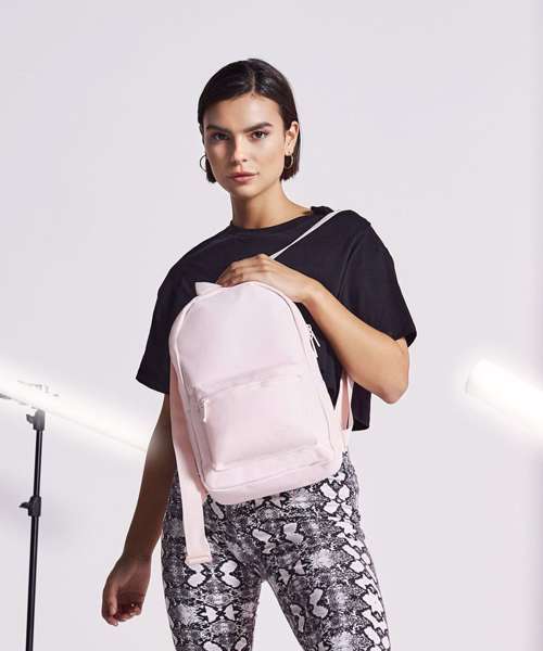 Mini essential fashion backpack