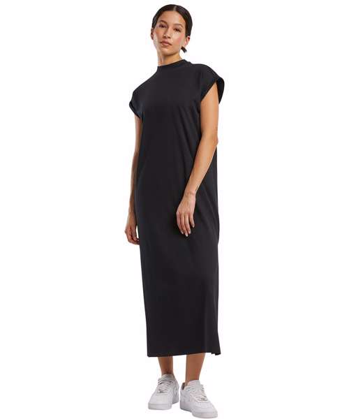  Women’s long extended shoulder dress